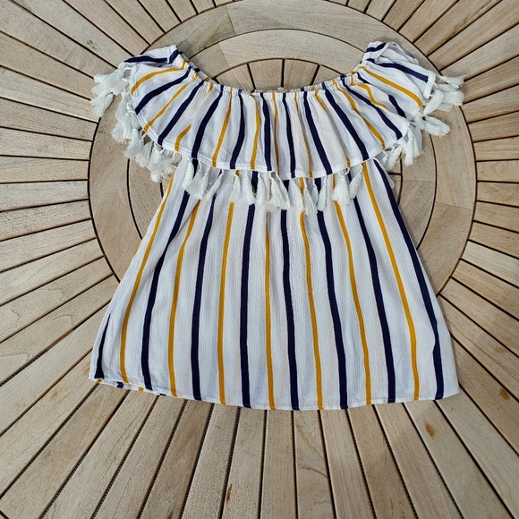 KORI, top, off shoulder - Picture 6 of 11